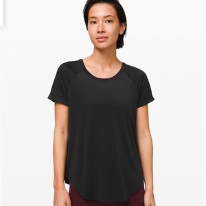 LULULEMON open up toe back tee